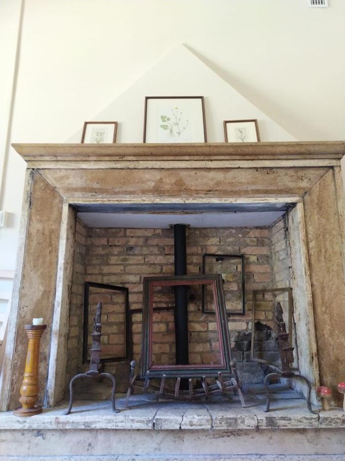 Tramonti E Valli Calvi dellʼ Umbria 외부 사진