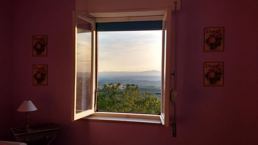Tramonti E Valli Calvi dellʼ Umbria 외부 사진
